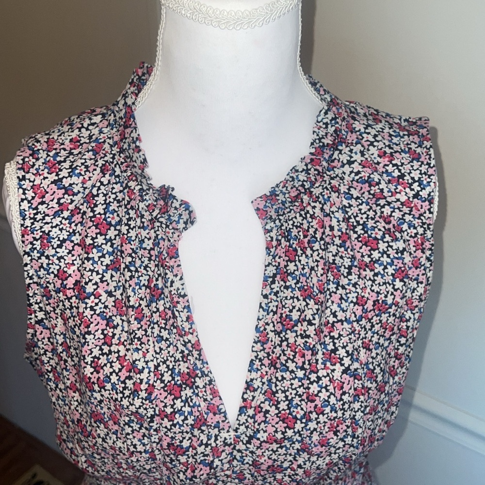 GAP Floral Midi Dress in Pink and White - Picture 3 of 8